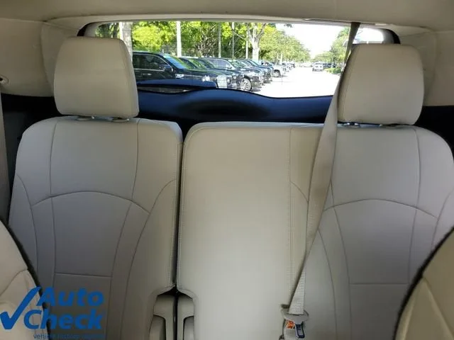 2024 Buick Enclave Essence photo 11