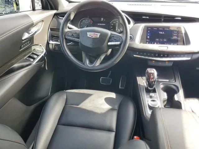 2023 Cadillac XT4 Sport photo 16