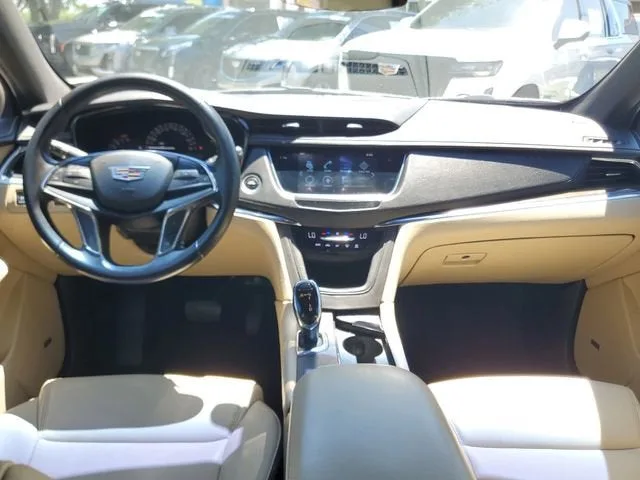 2019 Cadillac XT5 FWD photo 15