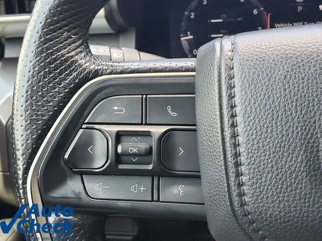 2025 Toyota Tacoma 2WD SR5 photo 19