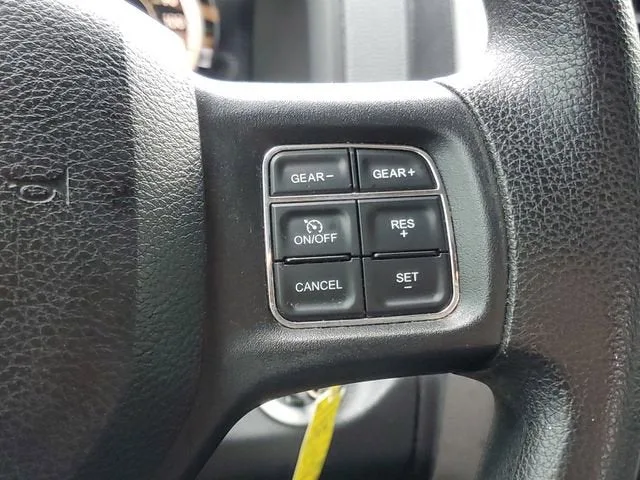 2017 RAM 1500 Express photo 20