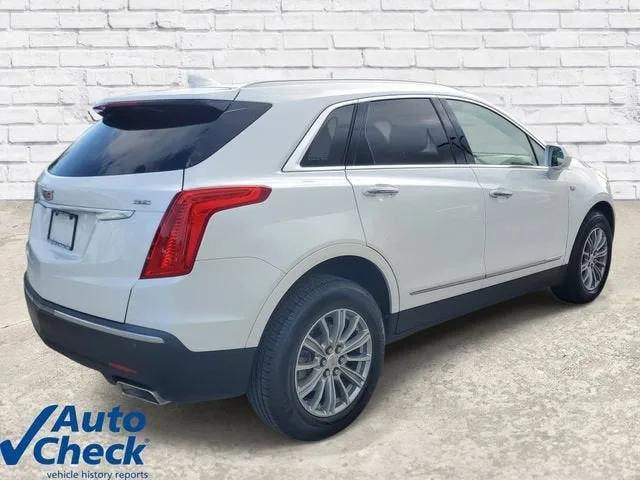 2019 Cadillac XT5 Luxury FWD photo 4