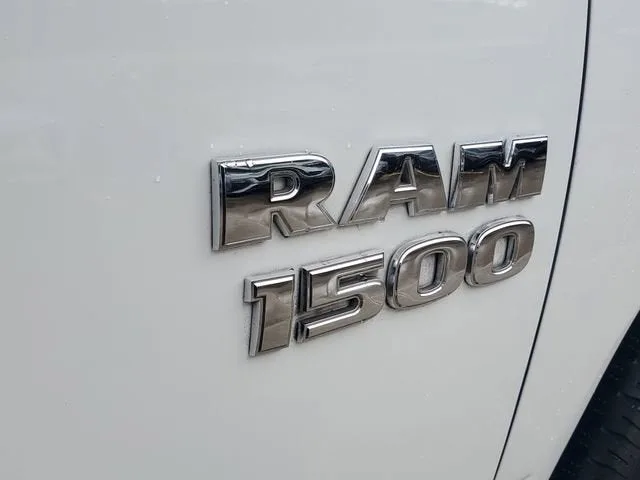 2017 RAM 1500 Express photo 7