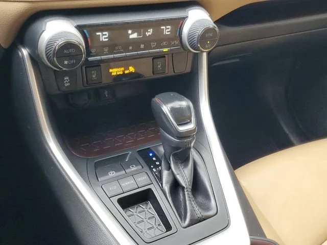 2020 Toyota RAV4 Limited photo 28