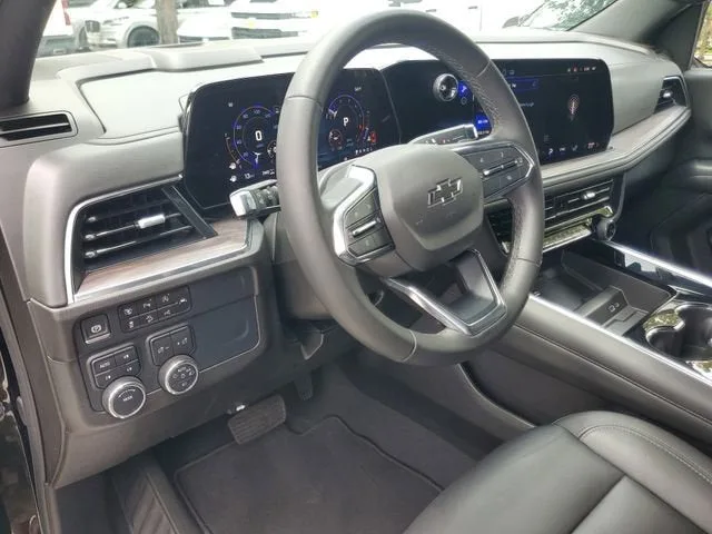 2025 Chevrolet Tahoe Z71 photo 19