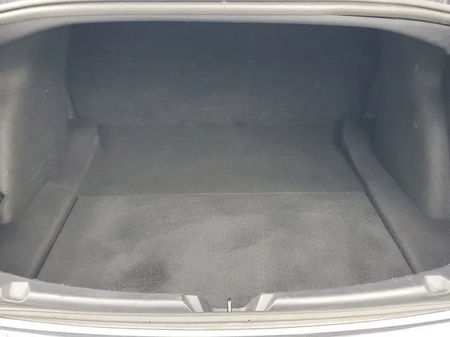 2023 Tesla Model 3 Performance photo 9
