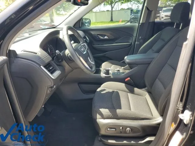 2024 GMC Terrain SLE photo 19