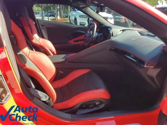 2023 Chevrolet Corvette Stingray 2LT photo 9
