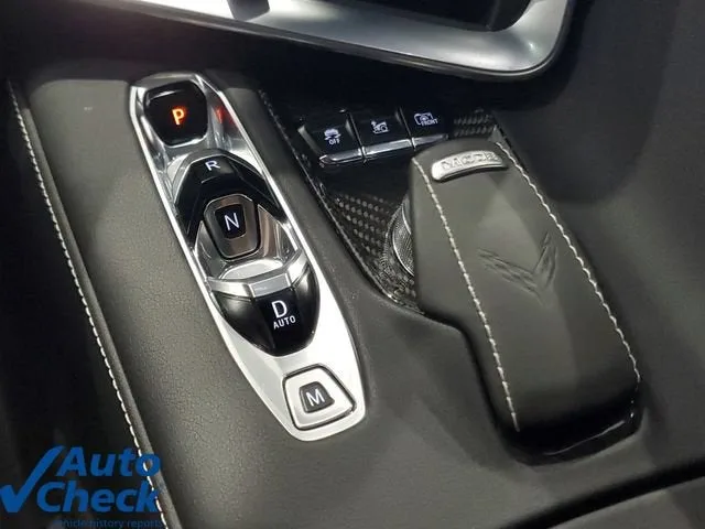 2024 Chevrolet Corvette Stingray 2LT photo 23