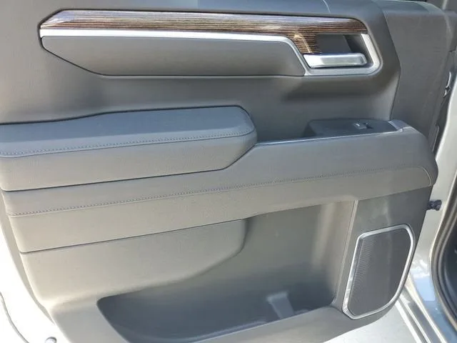 2026 GMC Sierra 1500 Elevation photo 13