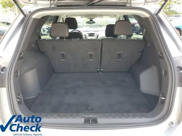 2024 Chevrolet Equinox LS photo 10