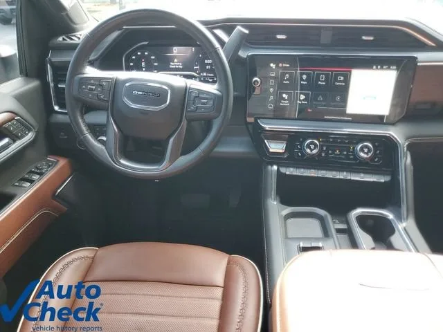 2024 GMC Sierra 2500 HD Denali Ultimate photo 16