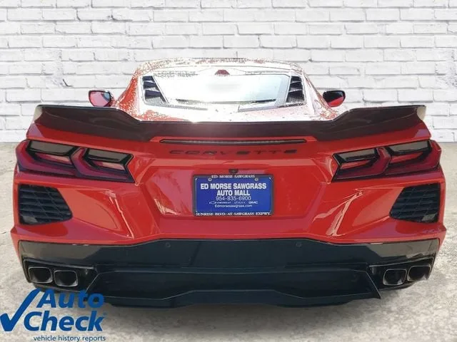 2023 Chevrolet Corvette Stingray 2LT photo 3