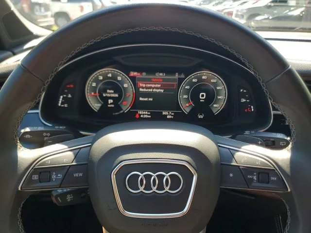 2025 Audi Q7 Premium Plus photo 24