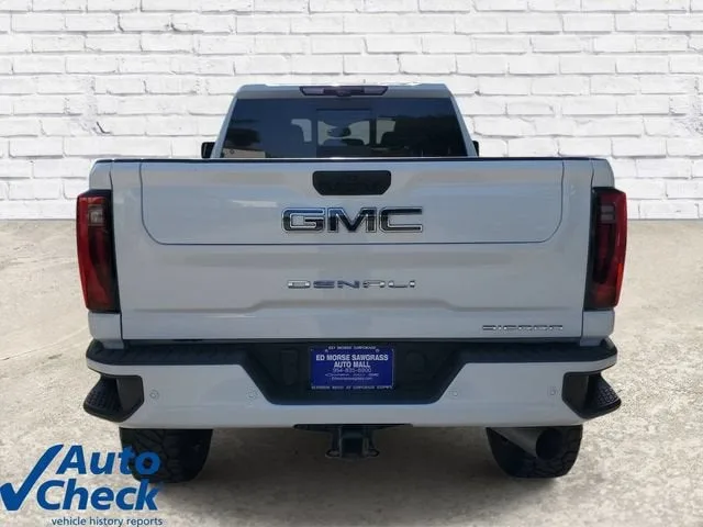 2024 GMC Sierra 2500 HD Denali Ultimate photo 3