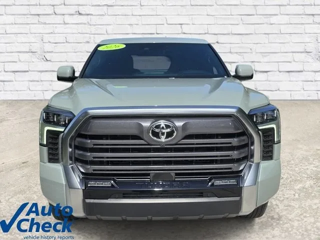 2026 Toyota Tundra 4WD Limited photo 5