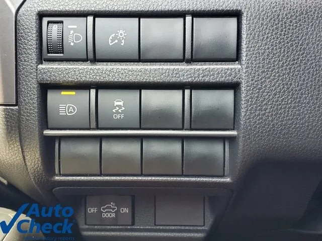 2025 Toyota Tacoma 2WD SR5 photo 25