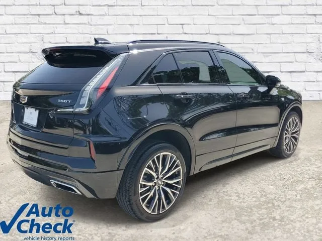 2024 Cadillac XT4 Sport photo 4