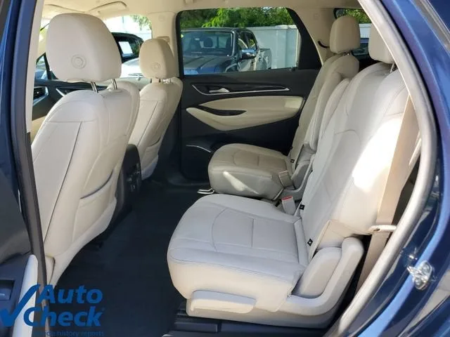 2024 Buick Enclave Essence photo 12