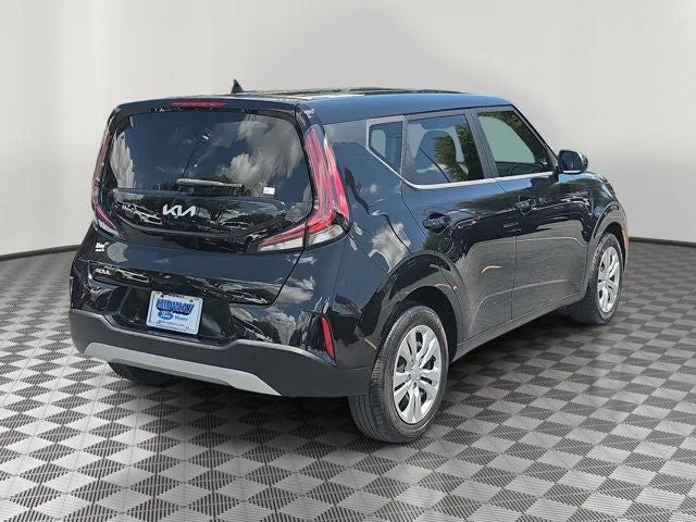 2024 Kia Soul LX photo 6