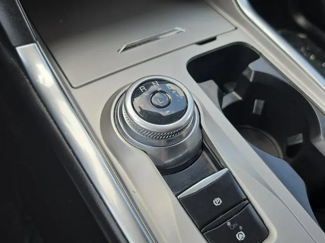 2023 Ford Explorer XLT photo 27