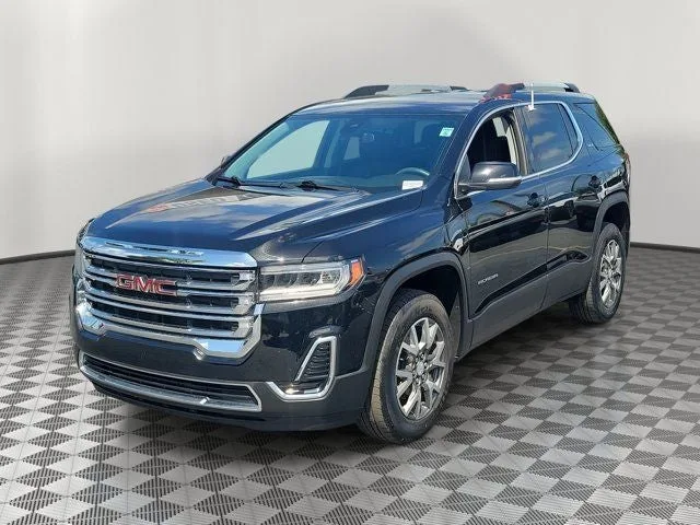 2023 GMC Acadia SLE photo 3