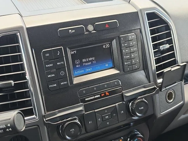 2015 Ford F-150 XLT photo 22