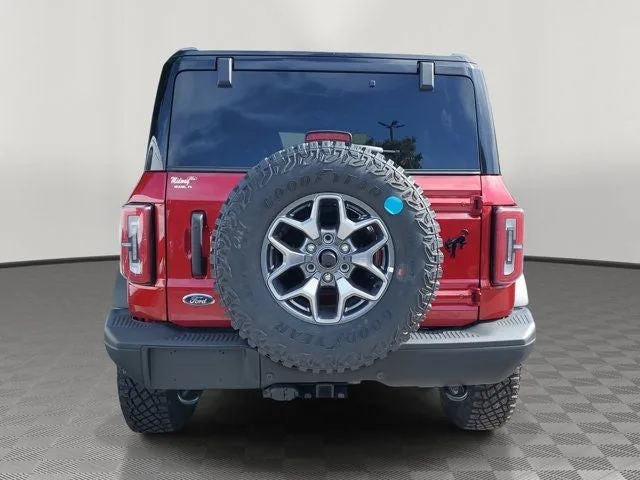 2025 Ford Bronco Badlands photo 5