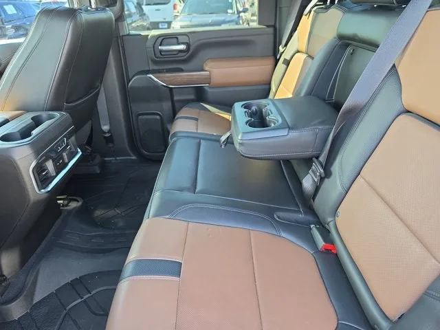 2021 Chevrolet Silverado 2500HD High Country photo 16