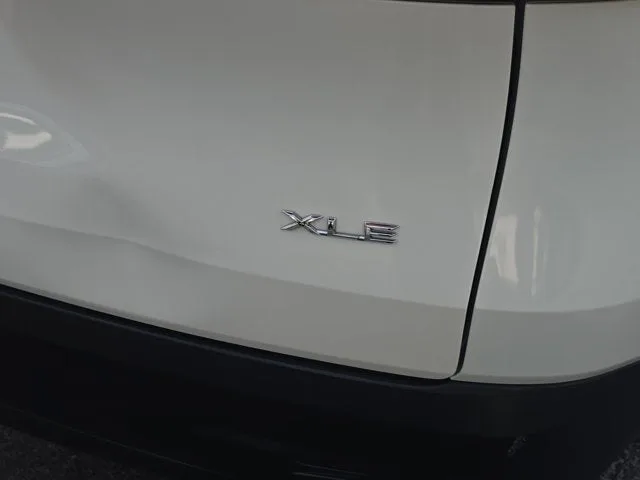 2024 Toyota Grand Highlander XLE photo 7