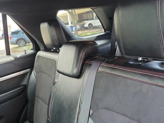 2018 Ford Explorer XLT photo 14