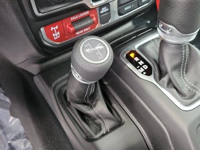 2025 Jeep Gladiator Mojave photo 25