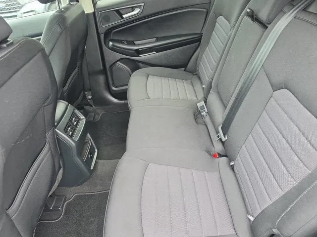 2024 Ford Edge SE photo 12