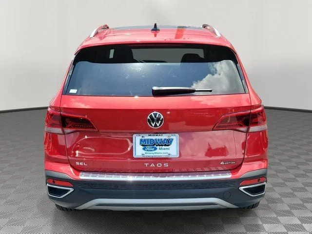 2024 Volkswagen Taos 1.5T SEL photo 5