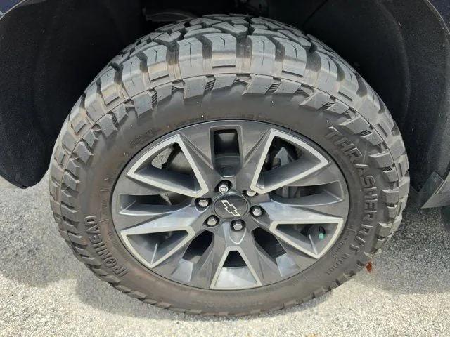 2022 Chevrolet Tahoe Z71 photo 9