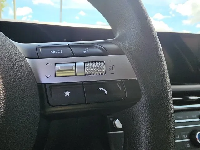 2026 Hyundai Tucson SE photo 19