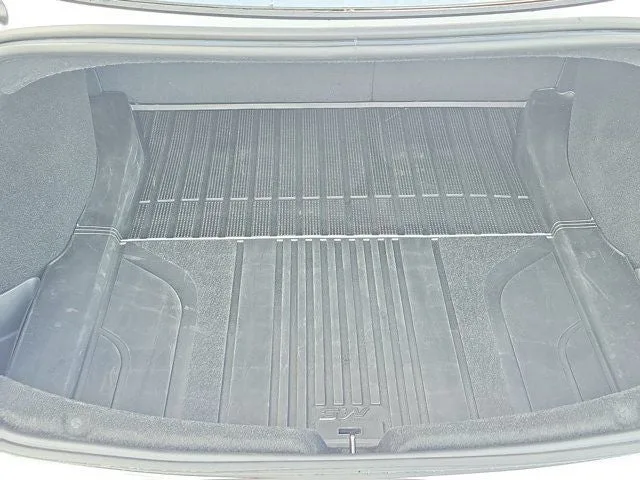 2025 Tesla Model 3 Performance photo 8
