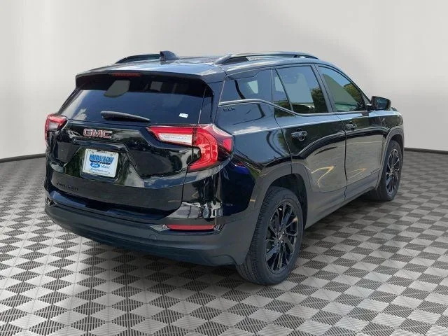 2023 GMC Terrain SLE photo 6