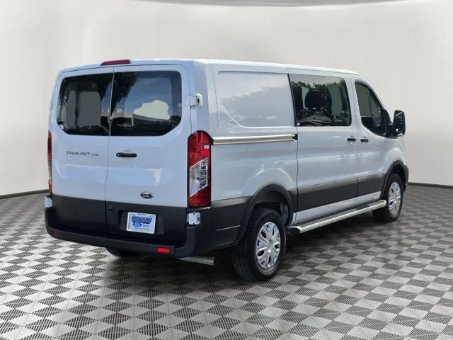 2025 Ford Transit-250 Base LR photo 6