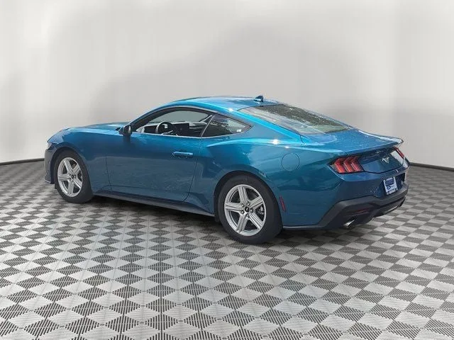 2026 Ford Mustang EcoBoost Premium photo 4