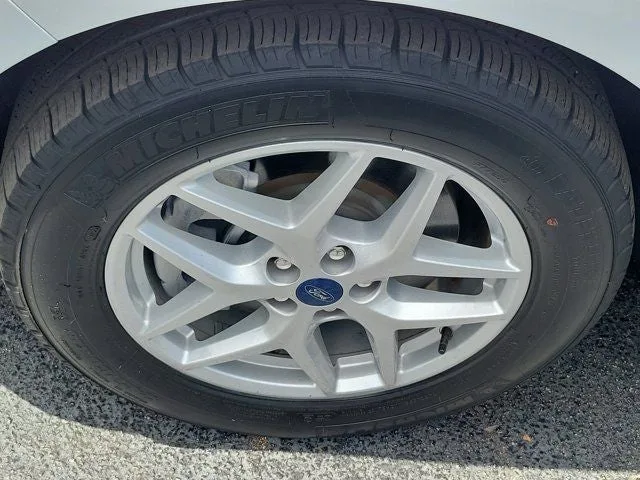 2022 Ford Edge SEL photo 10