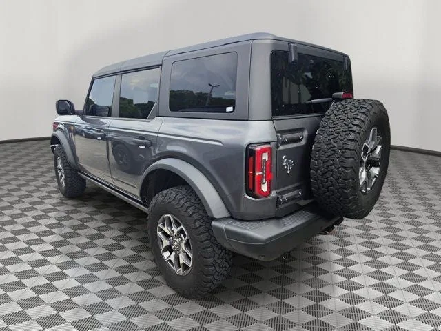 2022 Ford Bronco Badlands photo 4