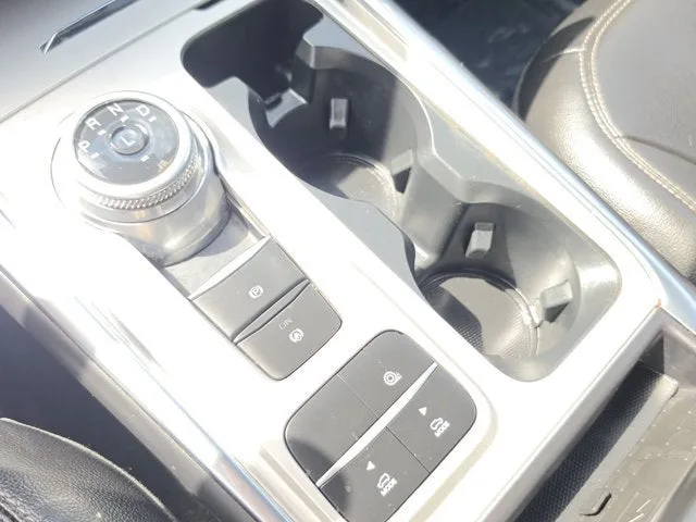 2023 Ford Explorer Limited photo 31