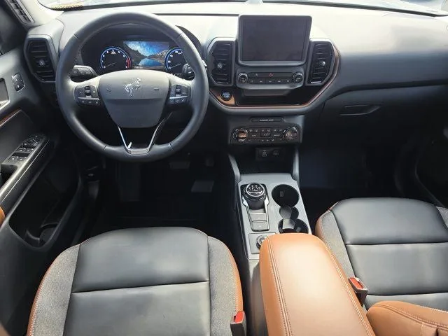 2024 Ford Bronco Sport Outer Banks photo 17