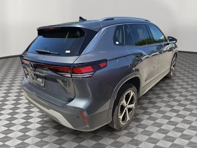 2025 Volkswagen Tiguan 2.0T SE photo 6