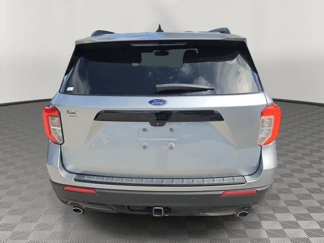 2023 Ford Explorer ST-Line photo 5
