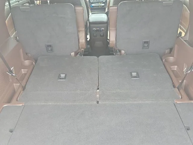 2023 Ford Explorer King Ranch photo 8