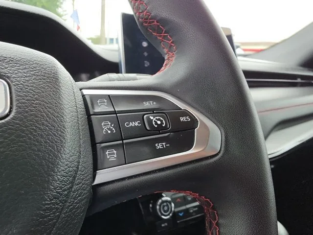 2025 Jeep Compass Trailhawk photo 24