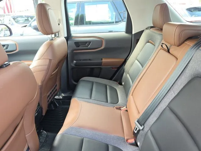 2024 Ford Bronco Sport Outer Banks photo 15
