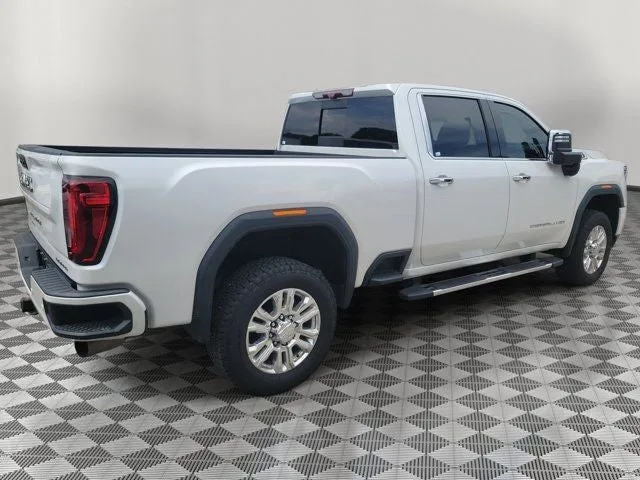 2021 GMC Sierra 2500HD Denali Ultimate Pkg photo 4